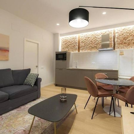 Apartamentos En La Latiina Madrid Eksteriør bilde