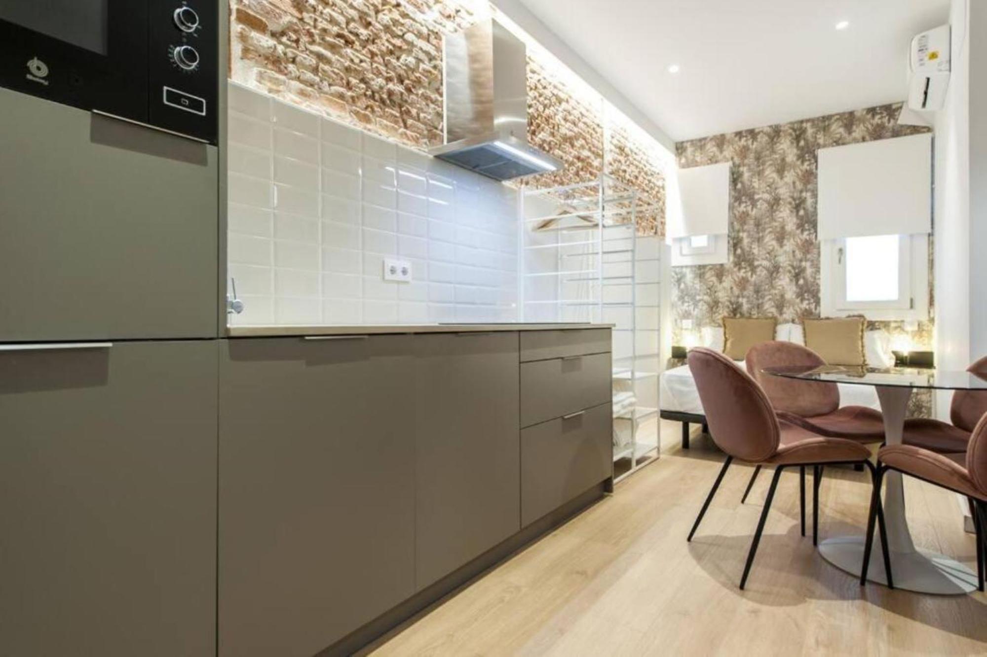 Apartamentos En La Latiina Madrid Eksteriør bilde