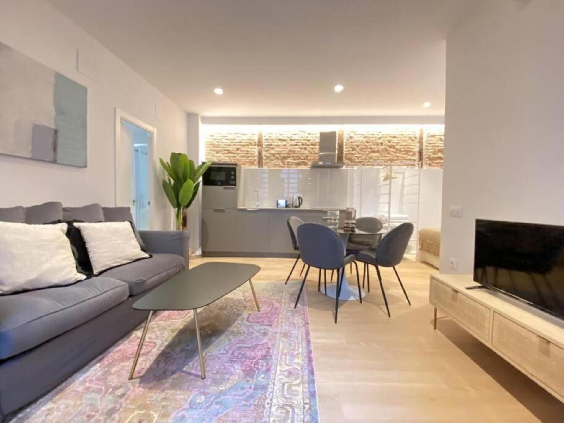 Apartamentos En La Latiina Madrid Eksteriør bilde